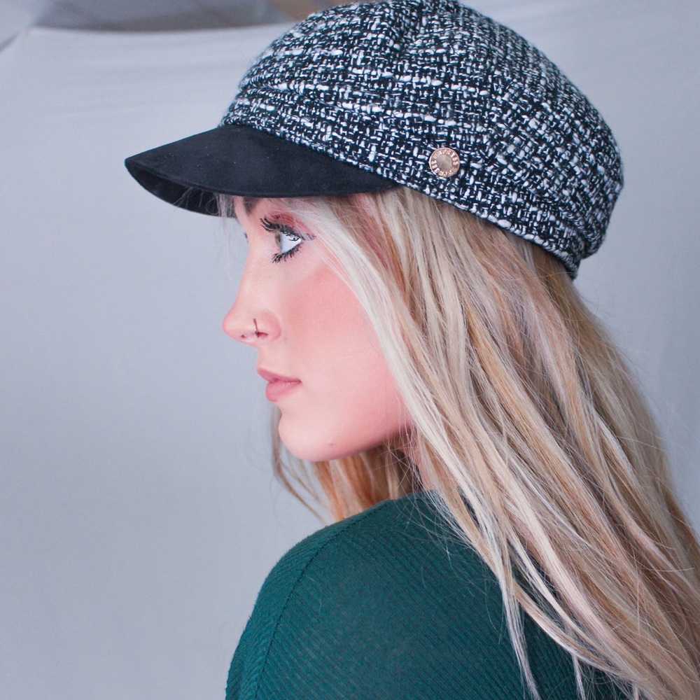 Express hat